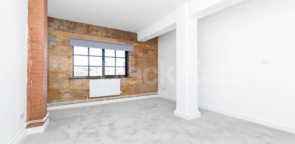 			2 Bedroom, 1 bath, 1 reception Apartment			 SPRINGFIELD HOUSE LOFTS-TYSSEN STREET, DALSTON/HAGGERSTON